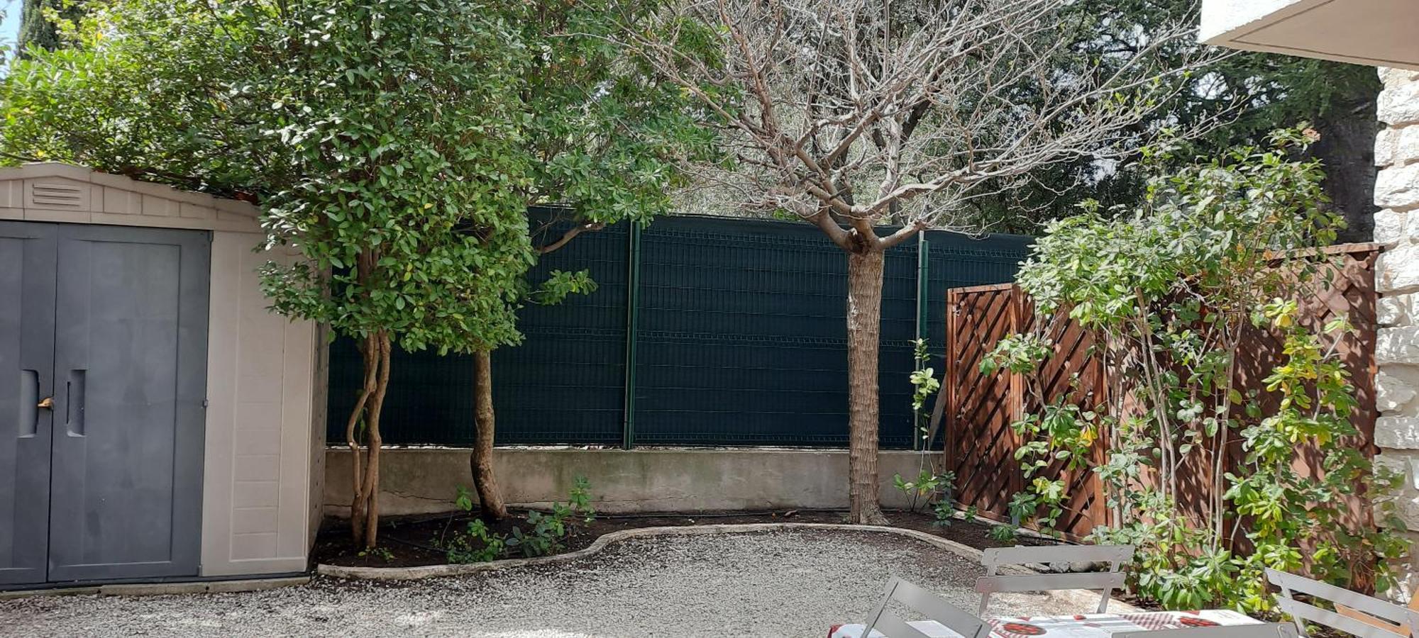 Avec Jardin Et Parking