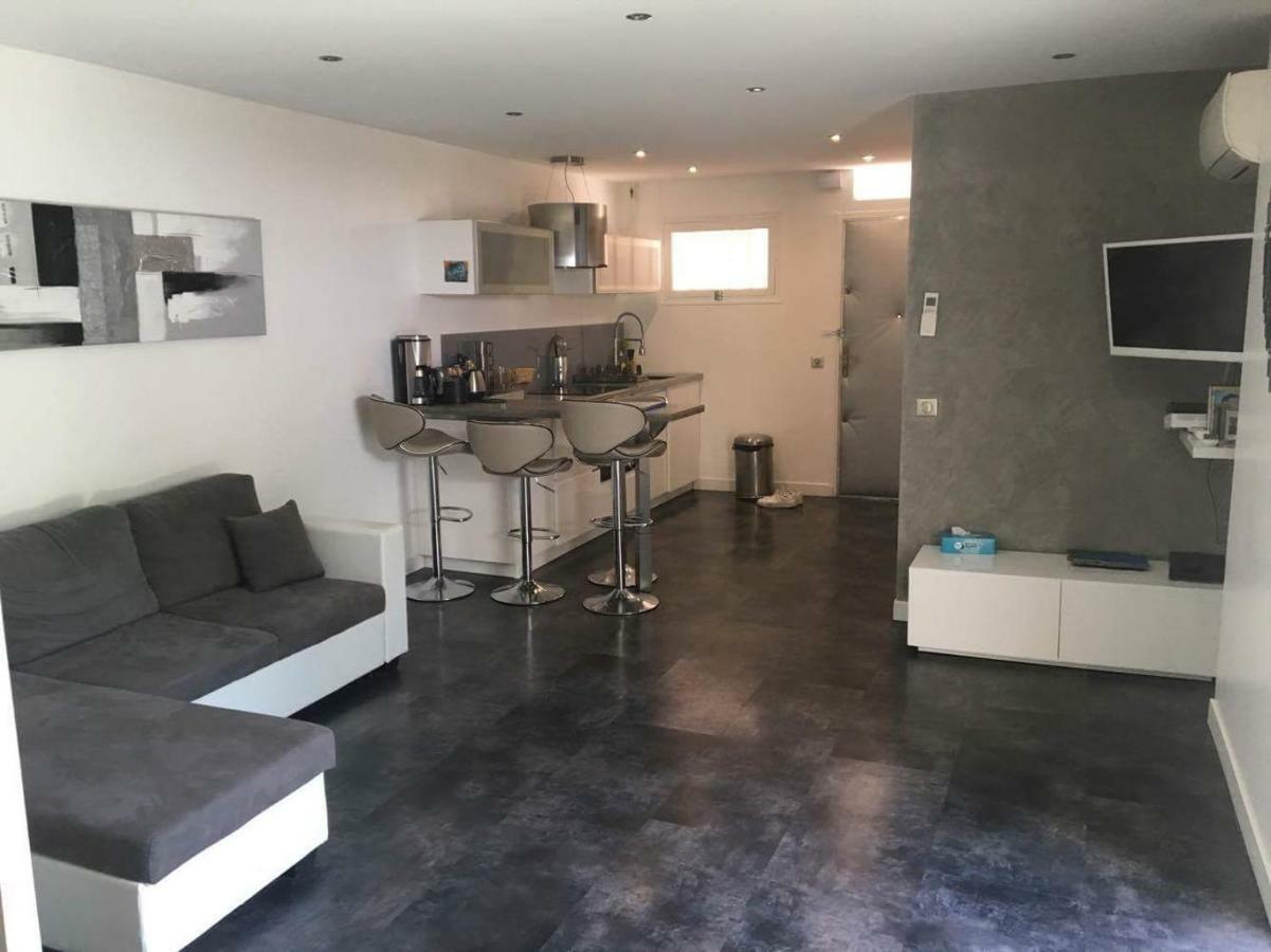 Apartment Avec Jardin Et Parking *